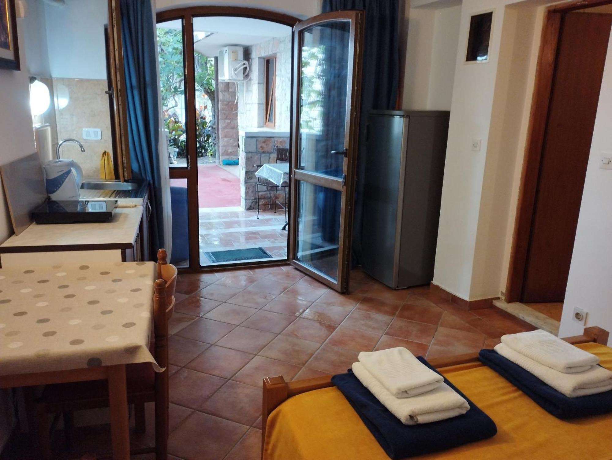 Zoro Apartments Sveti Stefan Room photo