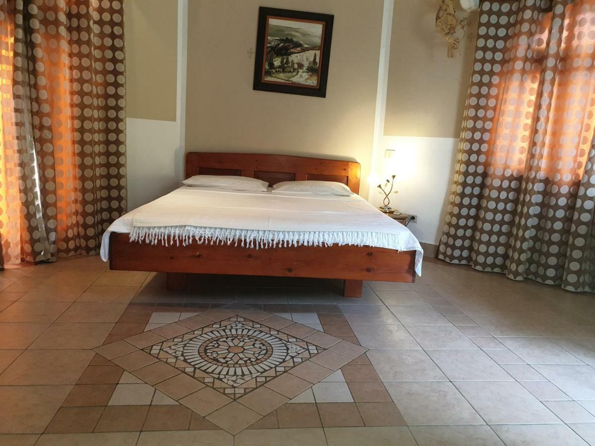 Zoro Apartments Sveti Stefan Exterior photo