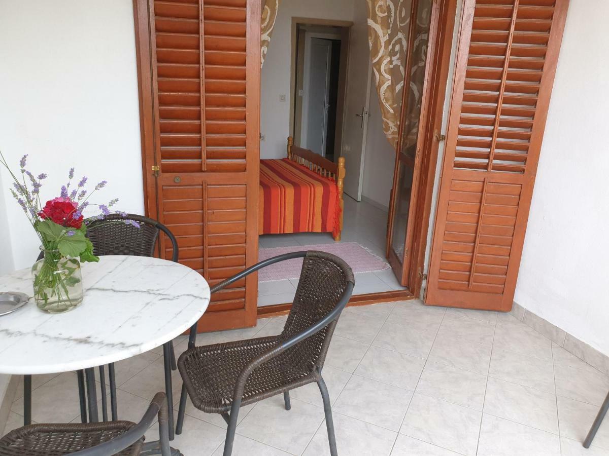 Zoro Apartments Sveti Stefan Exterior photo