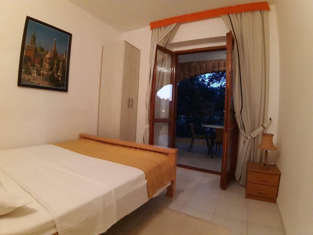 Zoro Apartments Sveti Stefan Exterior photo
